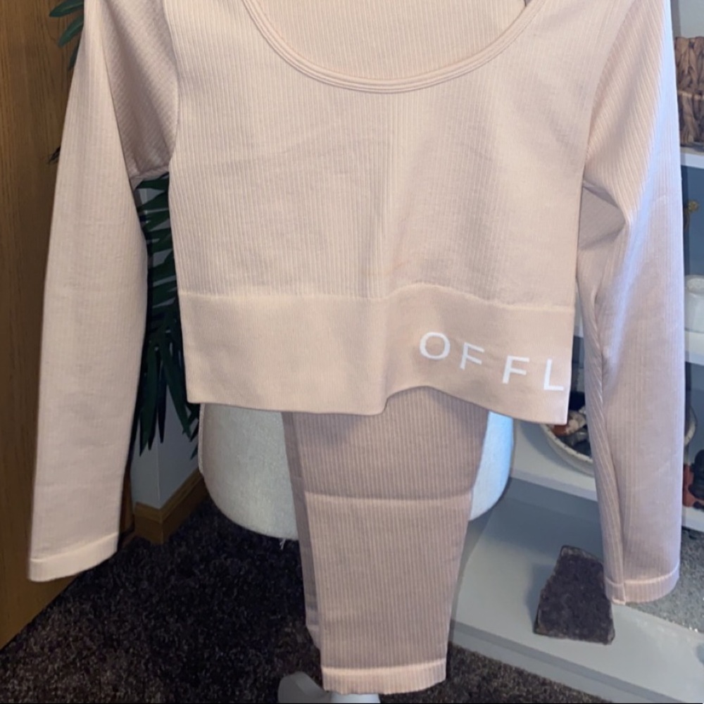OFFLINE by Aerie matching set - women’s large